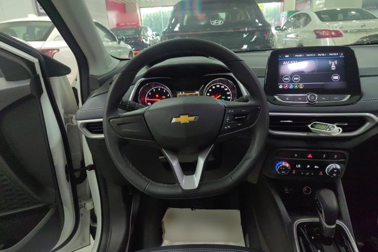 Used Chevrolet Trax 2021 325T Automatic Fun Edition China VI Standard
