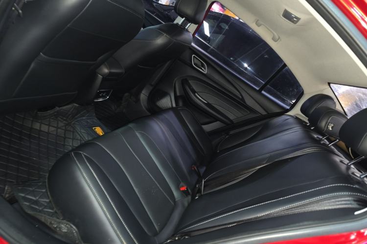 Used Roewe i5 2019 1.5L Automatic 4G Connected Langhao Edition Left Rear Seat