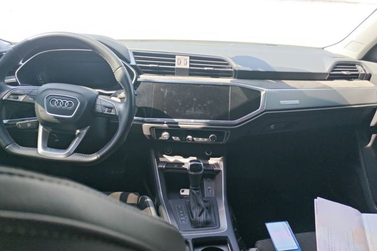 Used Audi Q3 2021 35 TFSI Fashion Dynamic Model
