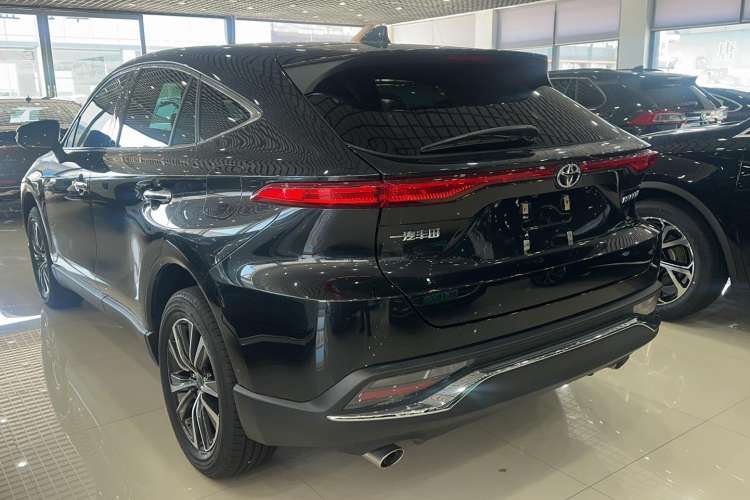 Used Toyota Harrier 2022 2.0L CVT Two-Wheel Drive Entry Version
