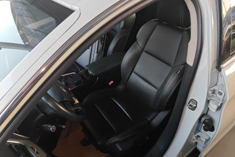 Used Citroen C5 2017 350THP Automatic Luxury Model
