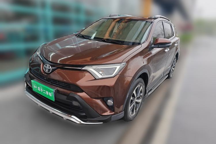 Used Toyota RAV4 2016 2.0L CVT Two-Wheel Drive Fashion Edition China V Standard