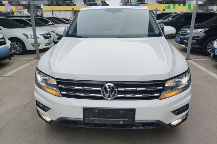 Used Volkswagen Tiguan L 2019 330TSI Automatic Two-Wheel Drive Smart Luxury Version China V Emission Standard
