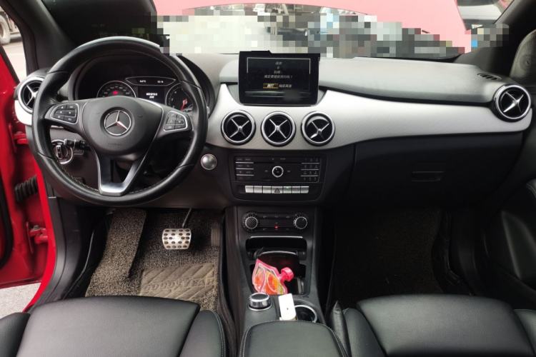 Used Mercedes-Benz B-Class 2017 B 200 Sport Edition Center Console