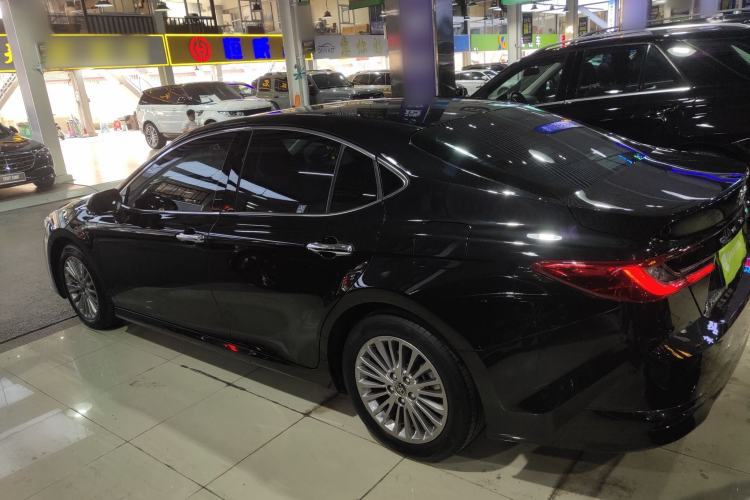 Used Toyota Camry 2024 Dual-Motor 2.0 HGVP Luxury Edition