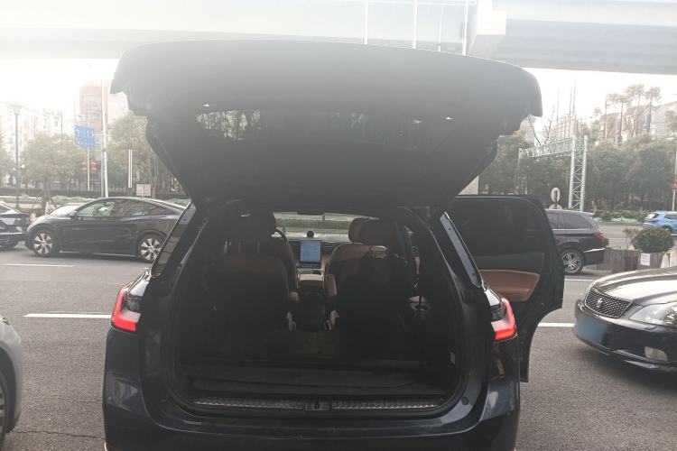 Used Nio ES8 2022 100 kWh Six-Seater Version
