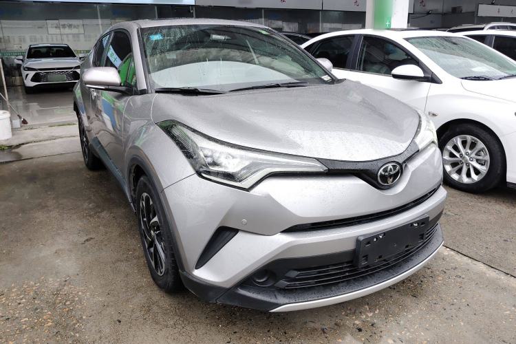 Used Toyota IZOA 2020 2.0L Yichi Version