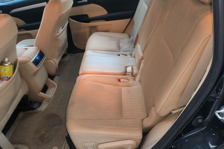 Used Toyota Highlander 2021 2.0T Two-Wheel Drive Elite Version 7-Seater