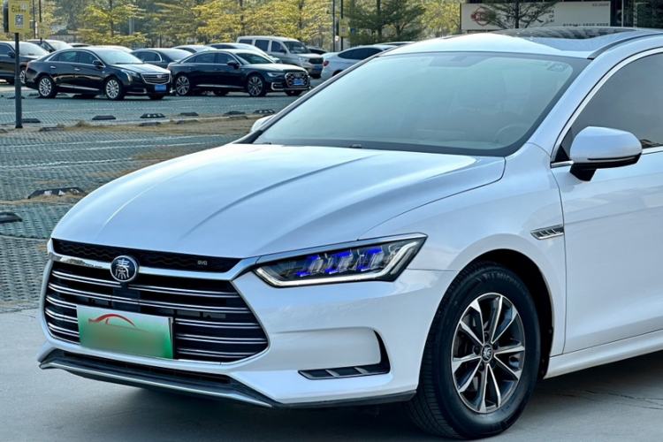 Used BYD Qin Pro New Energy 2019 DM Super Edition 1.5TI Automatic Smart Connect X-Trail Model China VI Standard