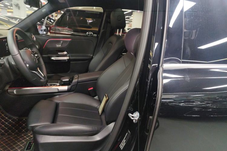 Used Mercedes-Benz GLB 2022 GLB 220 Dynamic Edition Left Front Seat