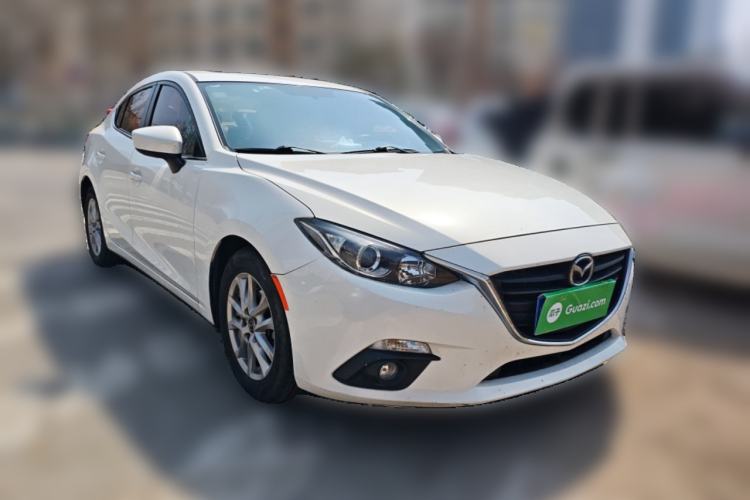 Used Mazda Mazda 3 Axela 2016 Sedan 1.5L Automatic Luxury Model
