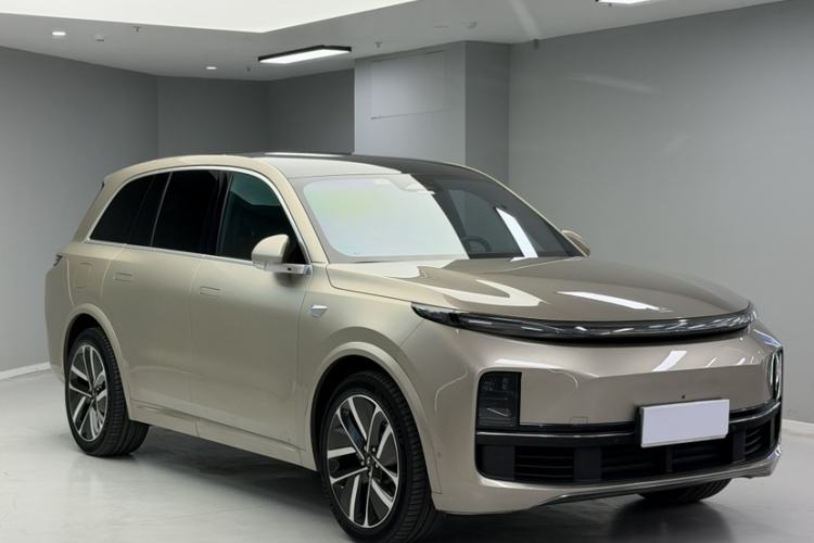 Used Li Auto L8 2023 Pro Model Exterior 9