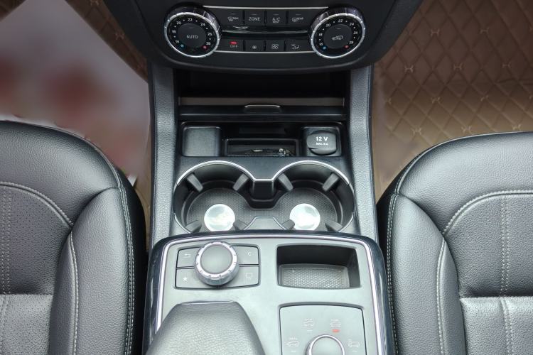 Used Mercedes-Benz GLE 2015 GLE 320 4MATIC Interior 5