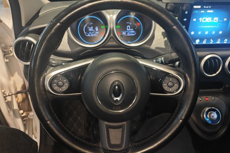 Used ORA Black Cat 2021 301 km Basic Version