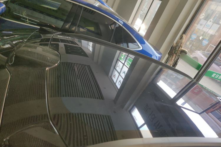 Used Nio ET5T 2023 75 kWh Touring Roof