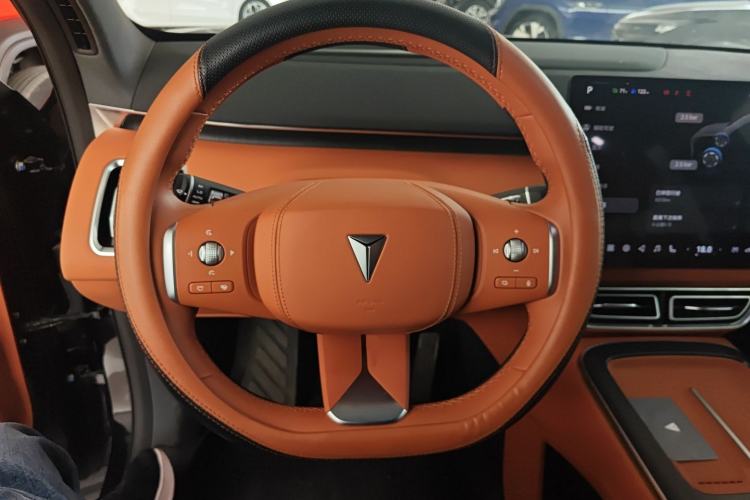 Used Deepal S09 2025 Four-Wheel-Drive Ultra
