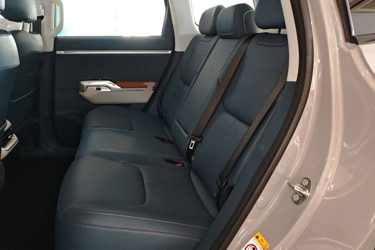 Used Deepal G318 2024 Four-Wheel-Drive Air Suspension Model
