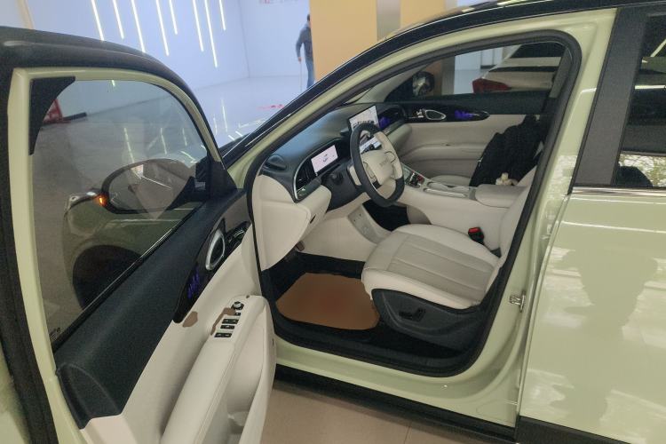 Used Geely Galaxy Geome 2025 UP 410km Exploration+ Edition Driver Seat