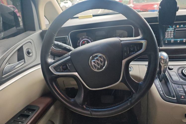 Used Buick GL8 2017 25S Luxury Version China V Standard