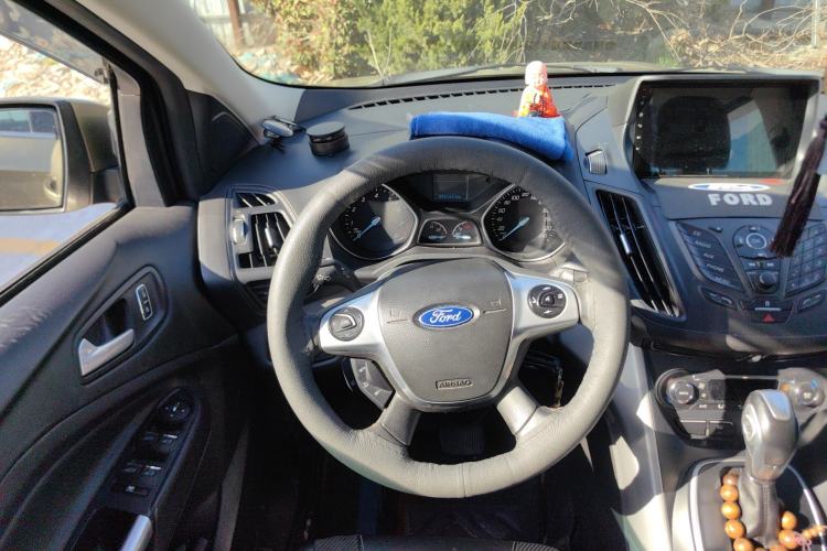 Used Ford Kuga 2013 1.6L GTDi Two-Wheel-Drive Trend Model