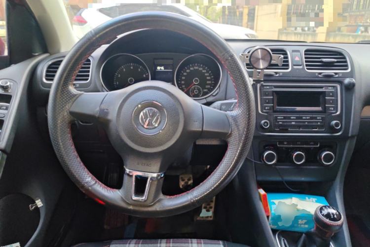 Used Volkswagen Golf 2012 1.6 Manual Fashion Edition Steering Wheel