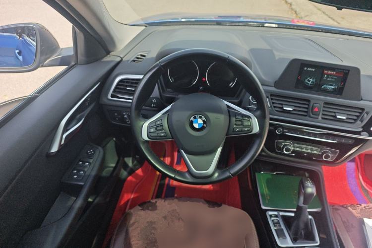 Used BMW 1 Series 2018 Facelifted 118i Sport Edition Steering Wheel