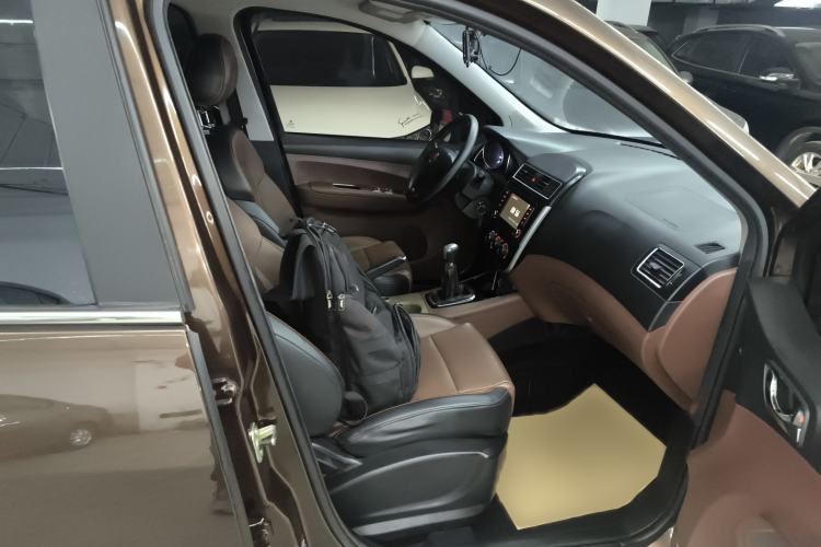 Used FORTHING Joyear X5 2016 1.6L Manual Luxury Edition