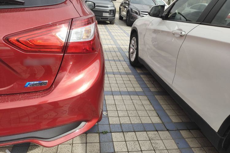 Used Nissan Tiida 2016 1.6L CVT Smart Drive Edition
