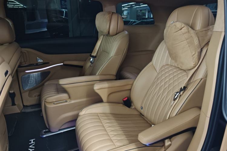 Used VOYAH Dream 2024 PHEV Ultra-Long Range Flagship Edition