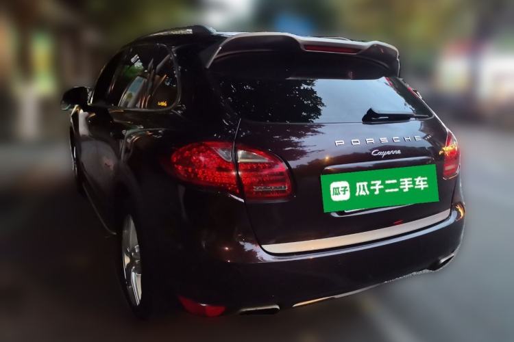 Used Porsche Cayenne 2014 Cayenne Platinum Edition 3.0T Rear Left 45 Deg