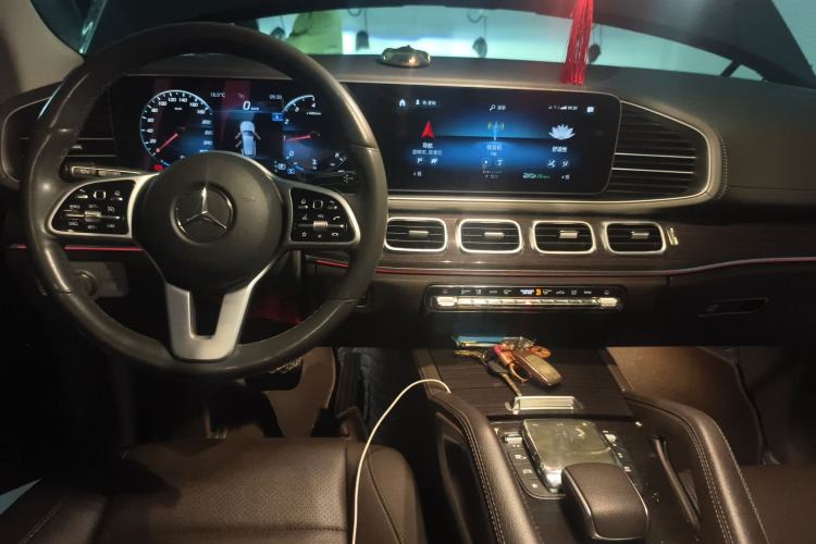 Used Mercedes-Benz GLE 2020 Restyled GLE 350 4MATIC Fashion Edition Center Console