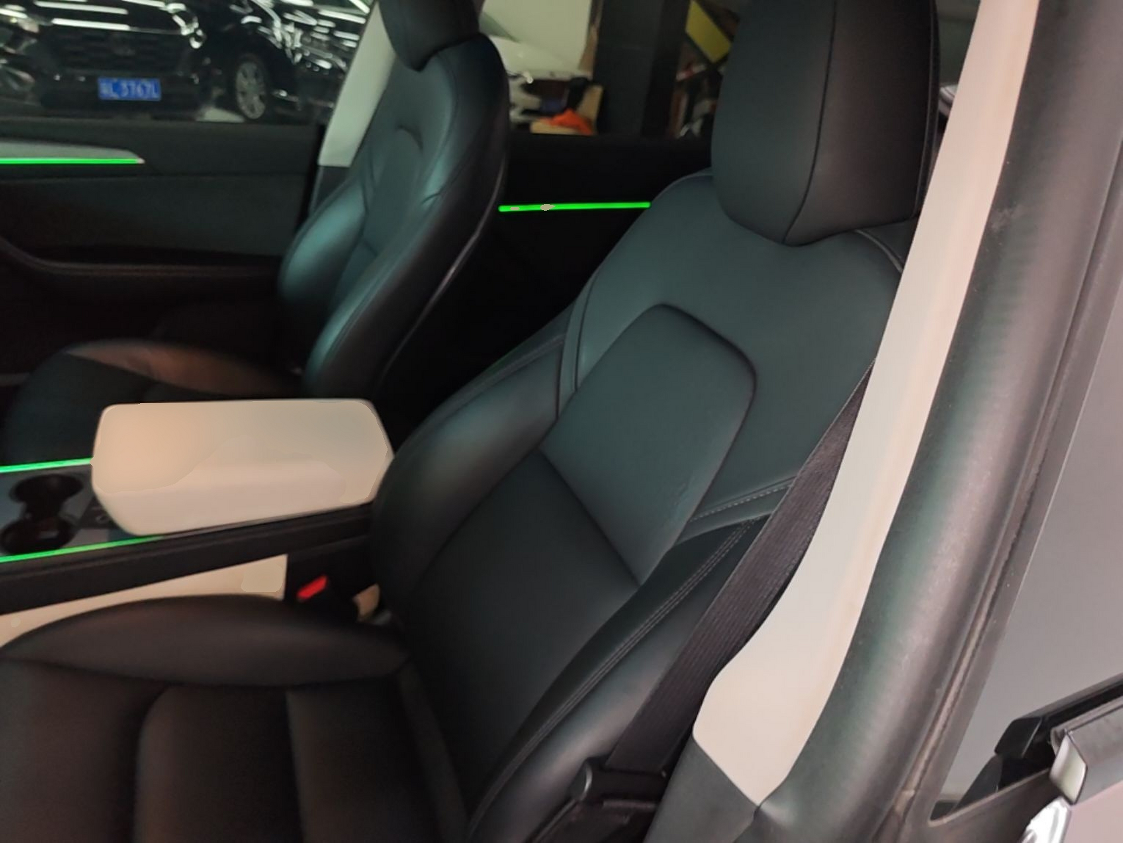 Interior delantero