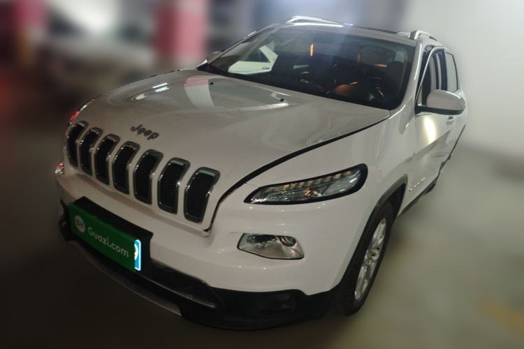 Used Jeep Cherokee 2017 2.0L Superior Edition