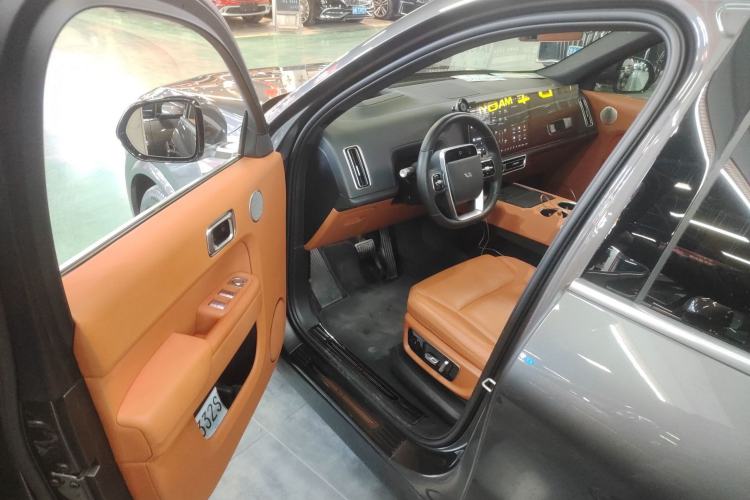 Used Li Auto L9 2022 Max model
