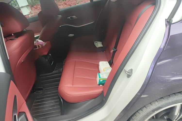 Used BMW 3 Series 2024 325i M Sport Package Left Rear Seat