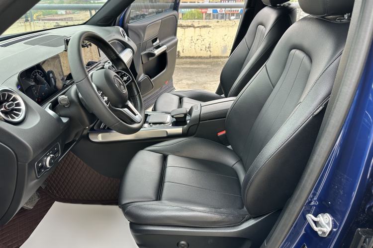 Used Mercedes-Benz GLB 2021 GLB 200 Dynamic Edition Interior 1