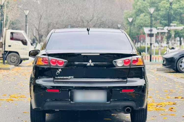 Used Mitsubishi Lancer EX 2013 Fashion Edition 1.8L CVT Comfort Version
