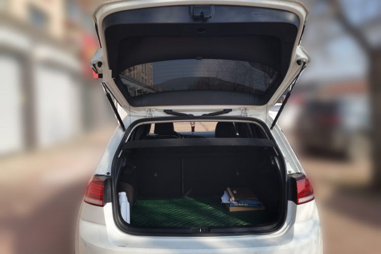 Used Volkswagen Golf 2020 200TSI DSG Comfortable and Ambitious Edition