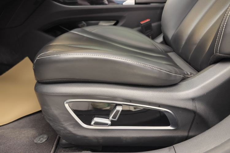 Used Geely Auto Emgrand GT 2018 1.5T MHEV Yaoxiang Edition
