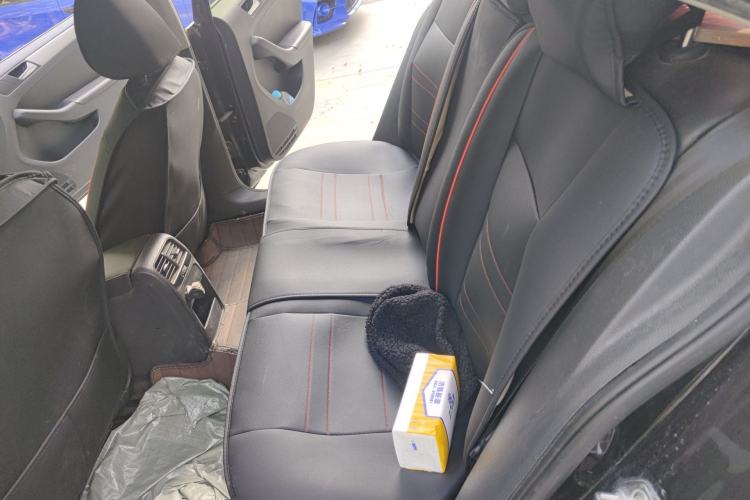 Used Volkswagen Sagitar 2012 1.6L Manual Comfort Model
