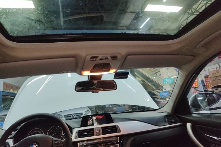 Used BMW 3 Series 2016 320i Fashion Model