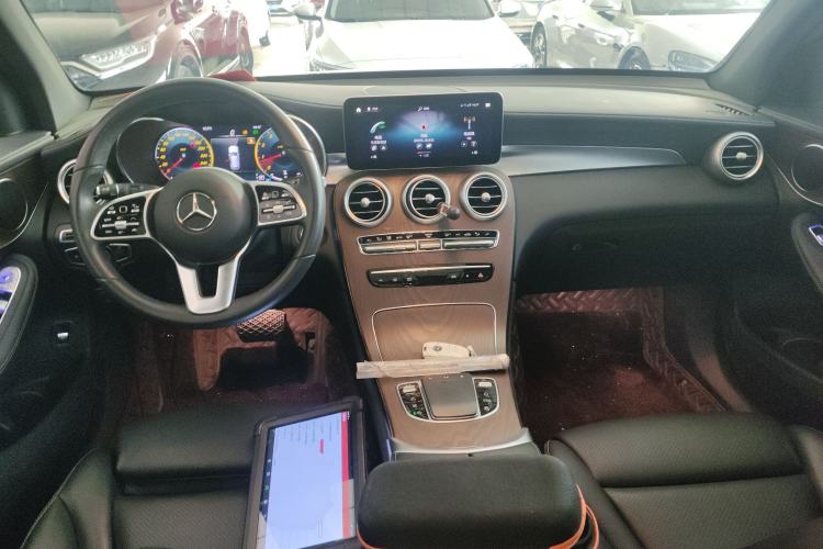 Used Mercedes-Benz GLC 2022 Facelifted GLC 300 L 4MATIC Luxury Edition
