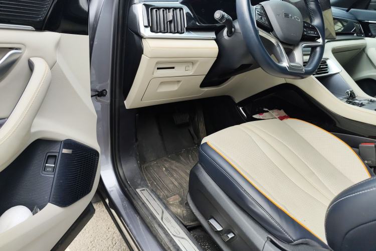 Used BYD Song PLUS New Energy 2023 Champion Edition EV 605KM Flagship PLUS Driver Seat