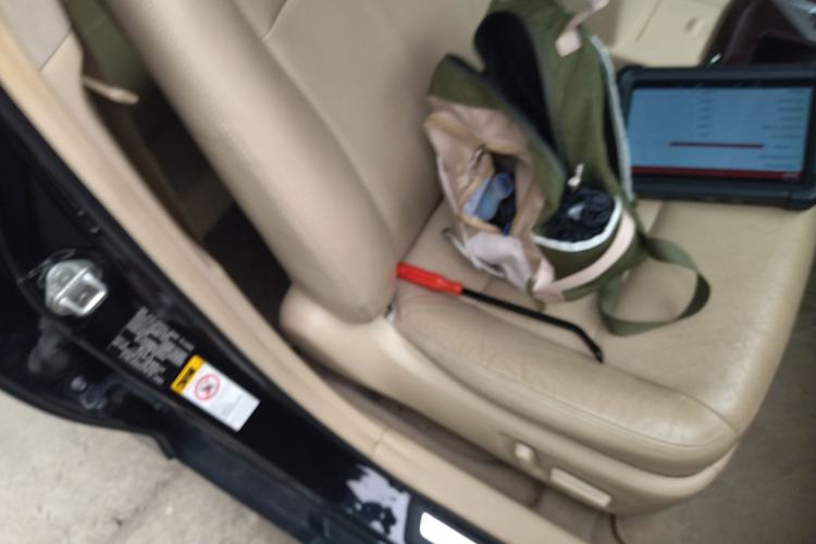 Used Toyota Camry 2015 2.0G Premier Edition
