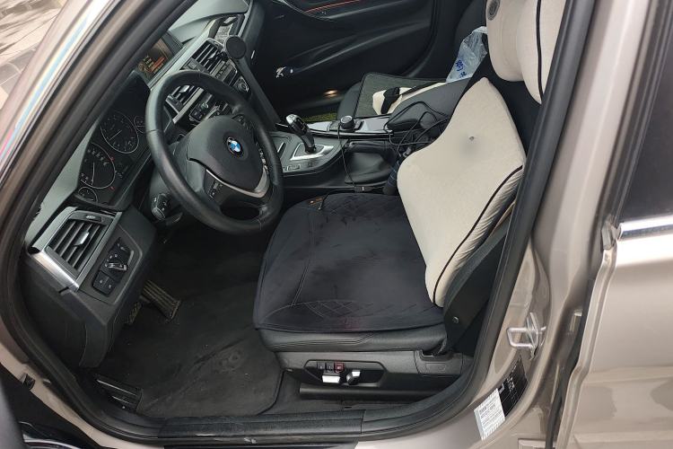 Used BMW 3 Series 2016 316Li Fashion Model