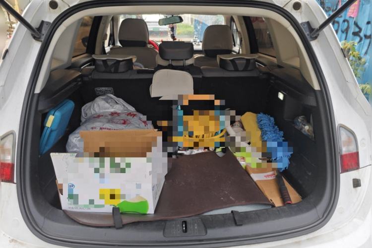 Used Baojun RS-5 2019 1.5T Manual Super Connectivity Version China VI Trunk