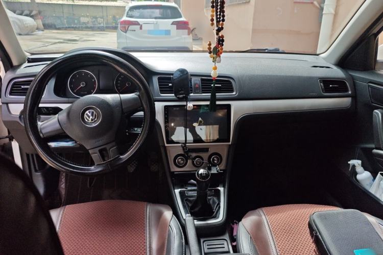 Used Volkswagen Lavida 2013 Restyled Classic 1.6L Manual Comfort Edition