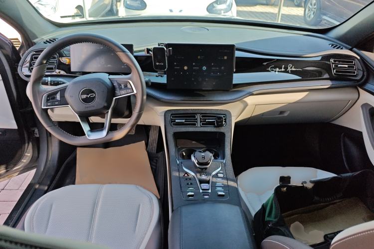 Used BYD Qin PLUS 2024 HONOR Edition DM-i 55KM Leading Model