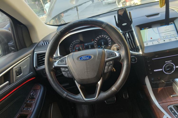 Used Ford Edge 2016 EcoBoost 245 Four-Wheel Drive Titanium 7-Seater
