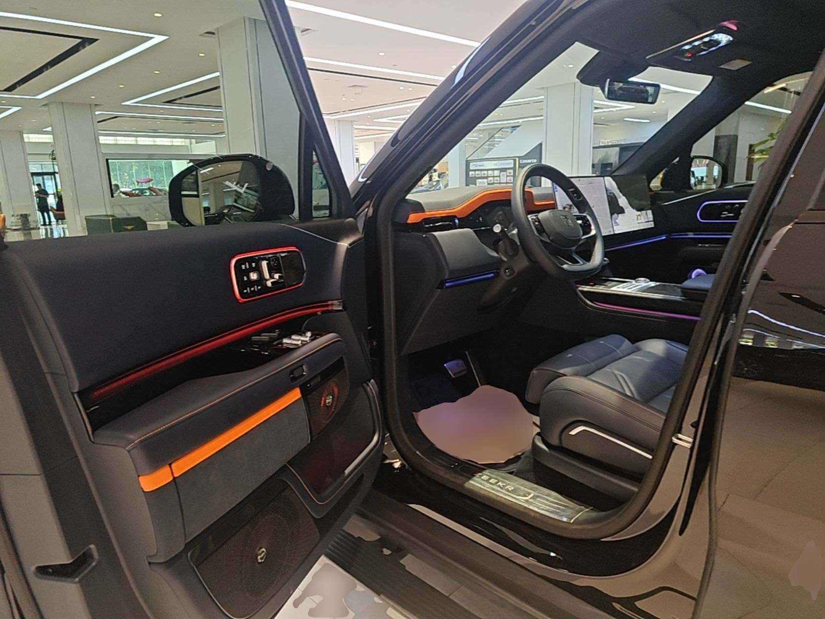 Zeekr 9X 2025 Moon Black Edition 70kWh — снимка 18